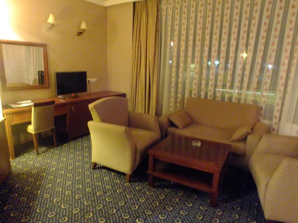Kndf Marine Hotel Istanbul Luaran gambar